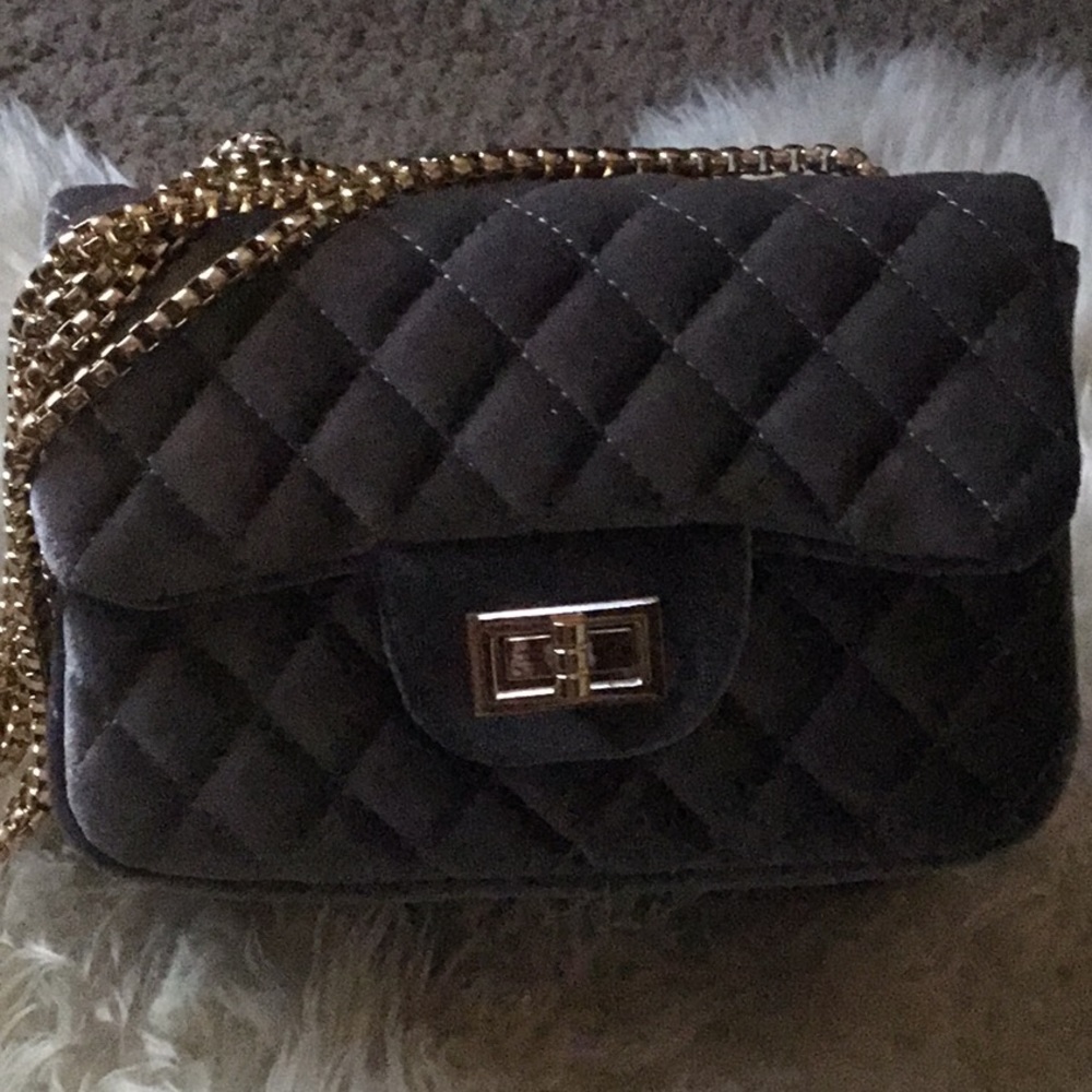 Velvet party purse. - Picture 5 of 8